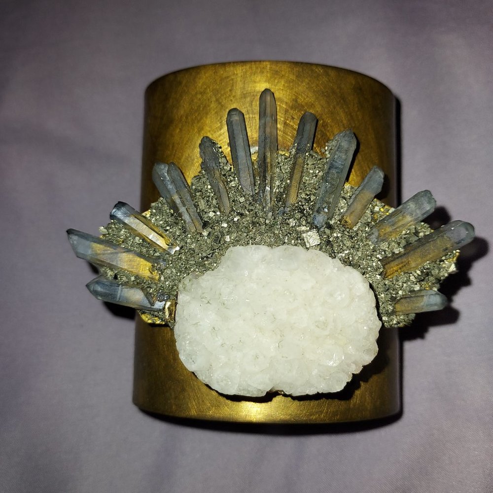 Crystal Cuff - Picture 4 of 9